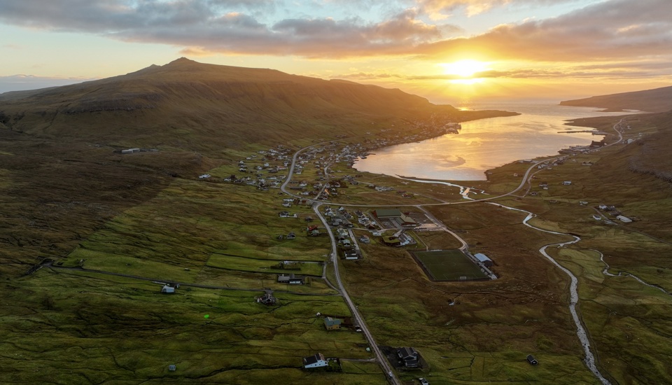   Tvøroyrar kommuna ásetir tænastugjald á tóm býli frá 1. januar 2026