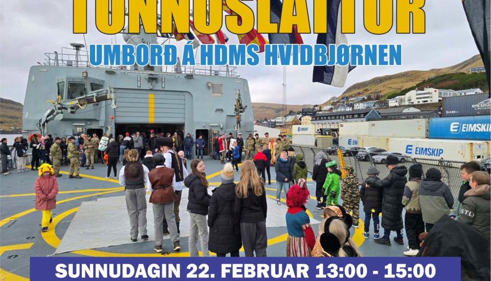 BROYTING: HDMS HVIDBJØRNEN LEGGUR AT Á DRELNESI