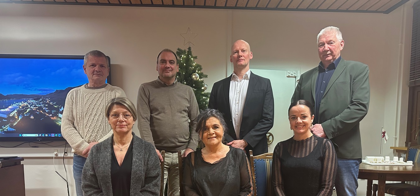 Áheitan á Løgtingið frá Tvøroyrar býráð